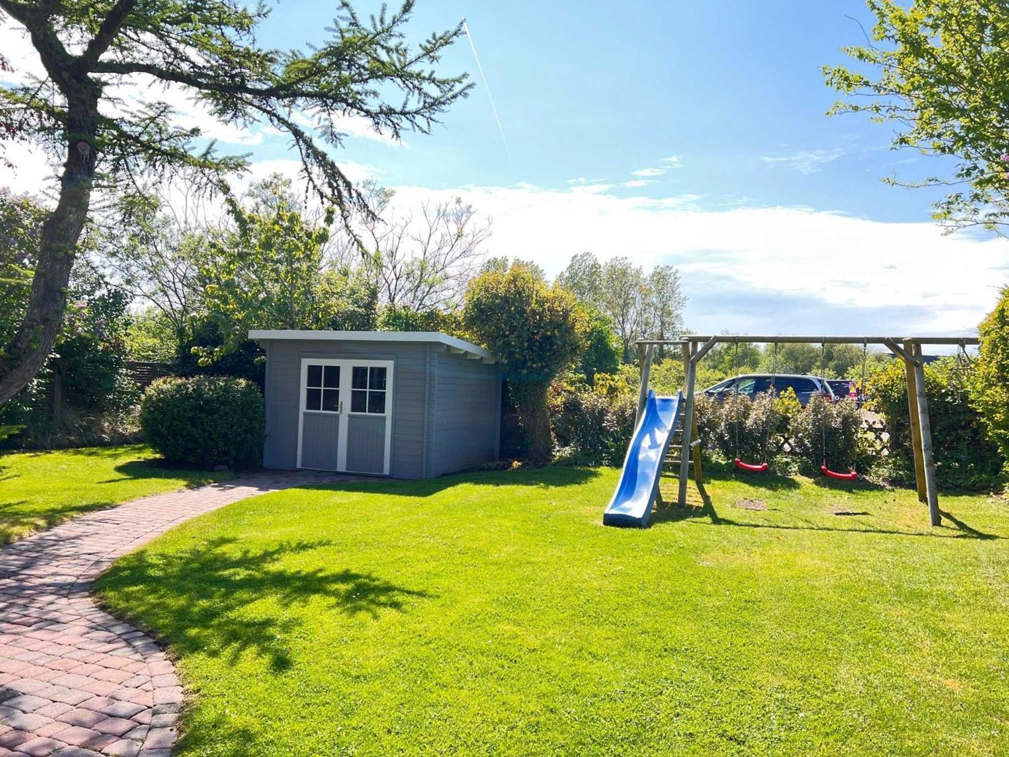 Tiiner Villa List Exterior photo