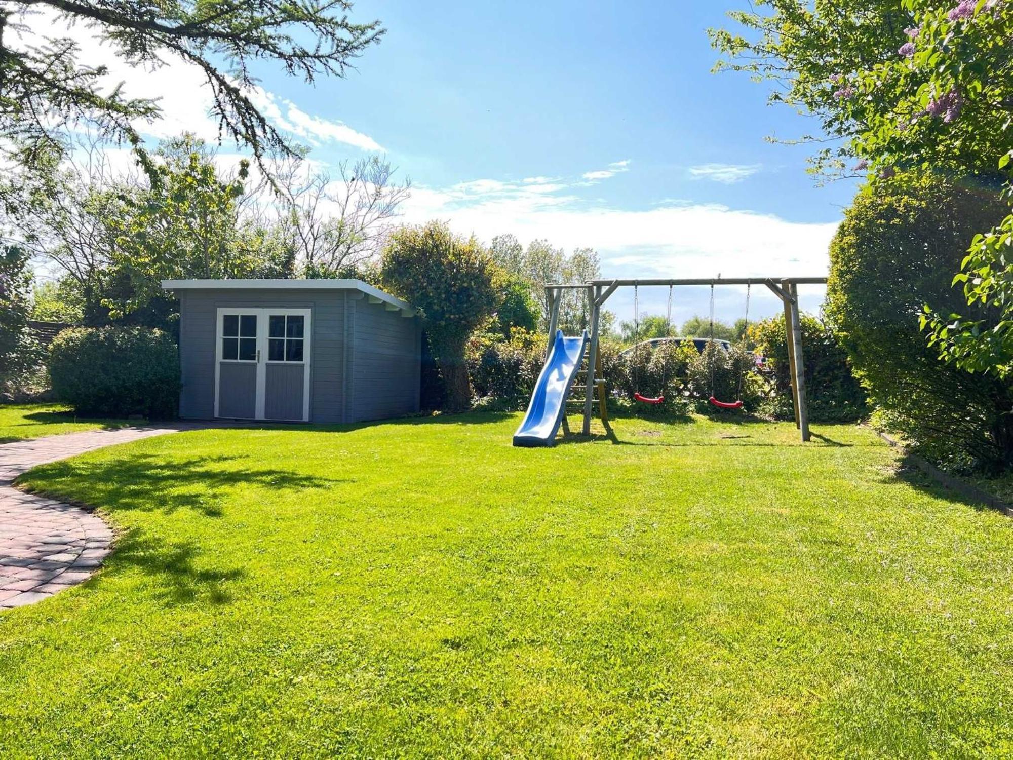 Tiiner Villa List Exterior photo