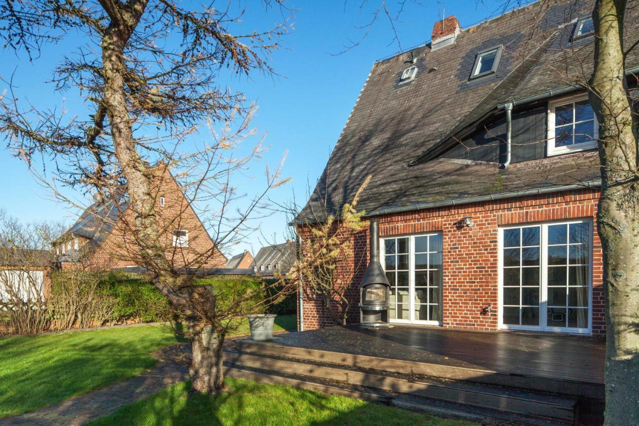 Tiiner Villa List Exterior photo